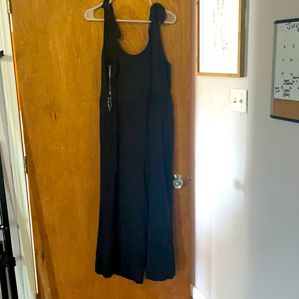 2x Black loose romper